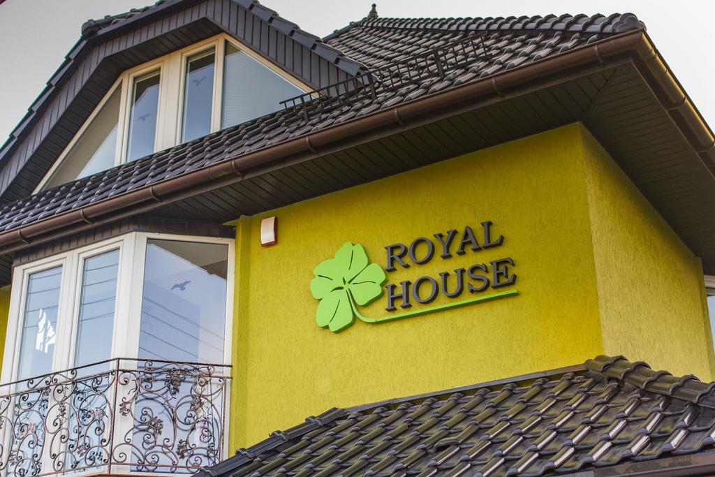Royal House — Photos 2